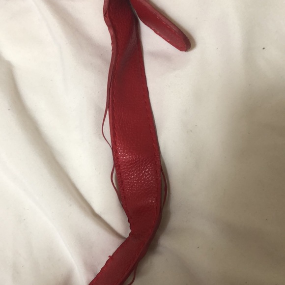 Large red/gold Steven Madden bag. Vegan leather. - Picture 7 of 7